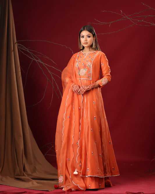 Rust anarkali
